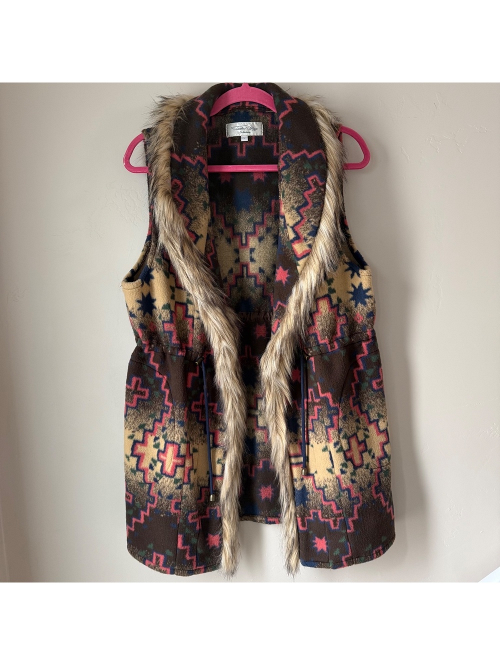 Tasha Polizzi Joelle Vest | L | Southwestern Aztec Faux Fur Western Boho